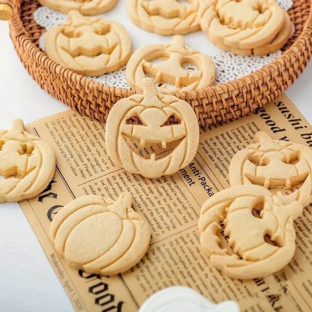 Pumpkin Lantern Halloween - 13-częściowy zestaw foremek do ciastek na