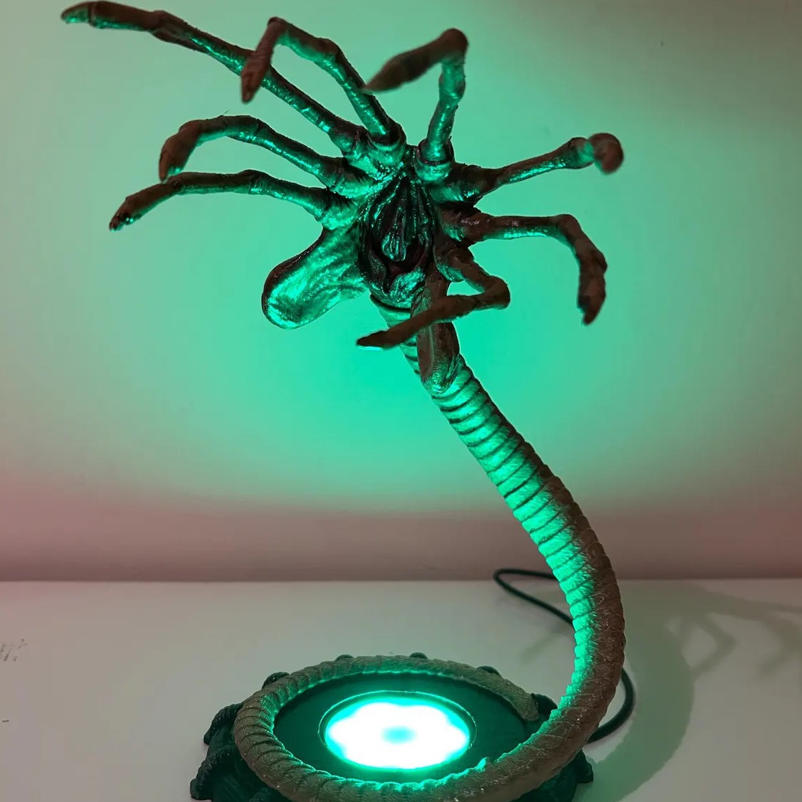 Lampka nocna Alien Facehugger, – Halloween Pumpkin Decor Led recenzja i cena
