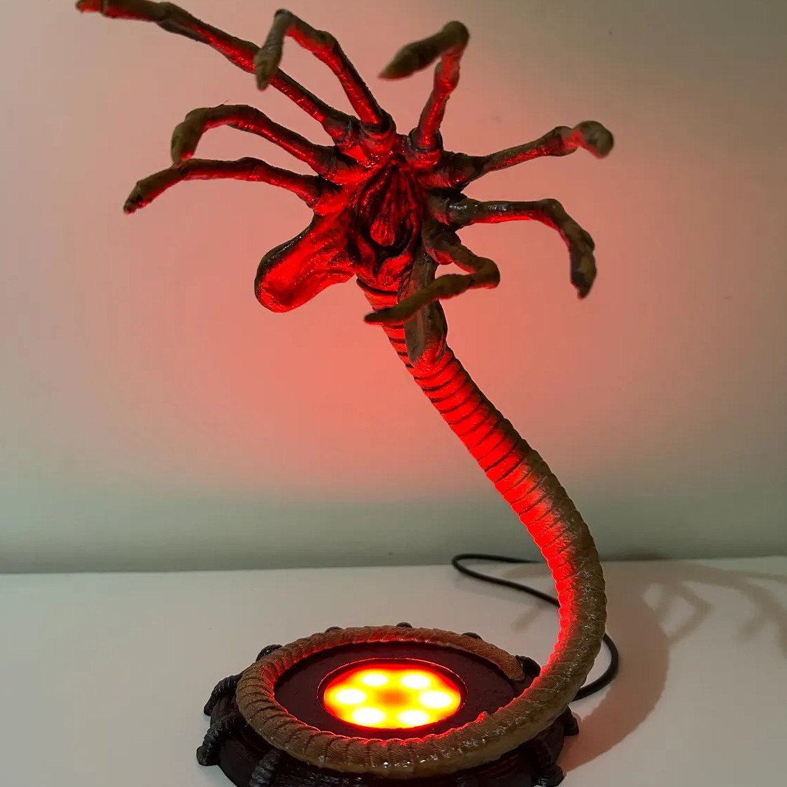 Lampka nocna Alien Facehugger, – Halloween Pumpkin Decor Led recenzja i cena